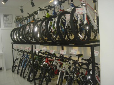 捷安特自行车凤翔专卖店 专业零售，助力骑行梦想